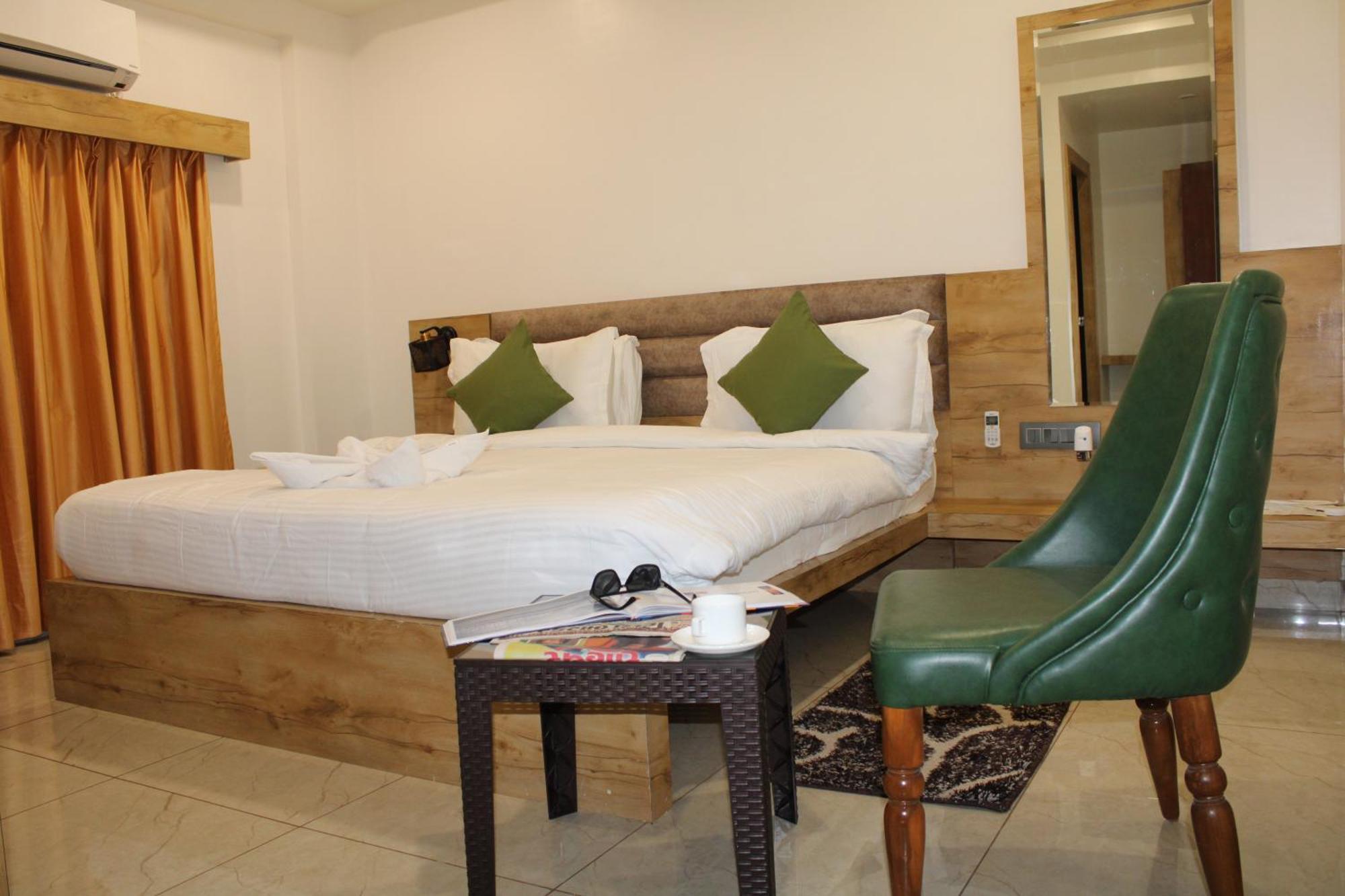 Clarks Collection Somnath Otel Dış mekan fotoğraf