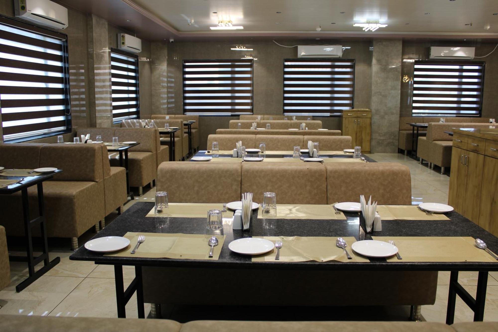 Clarks Collection Somnath Otel Dış mekan fotoğraf