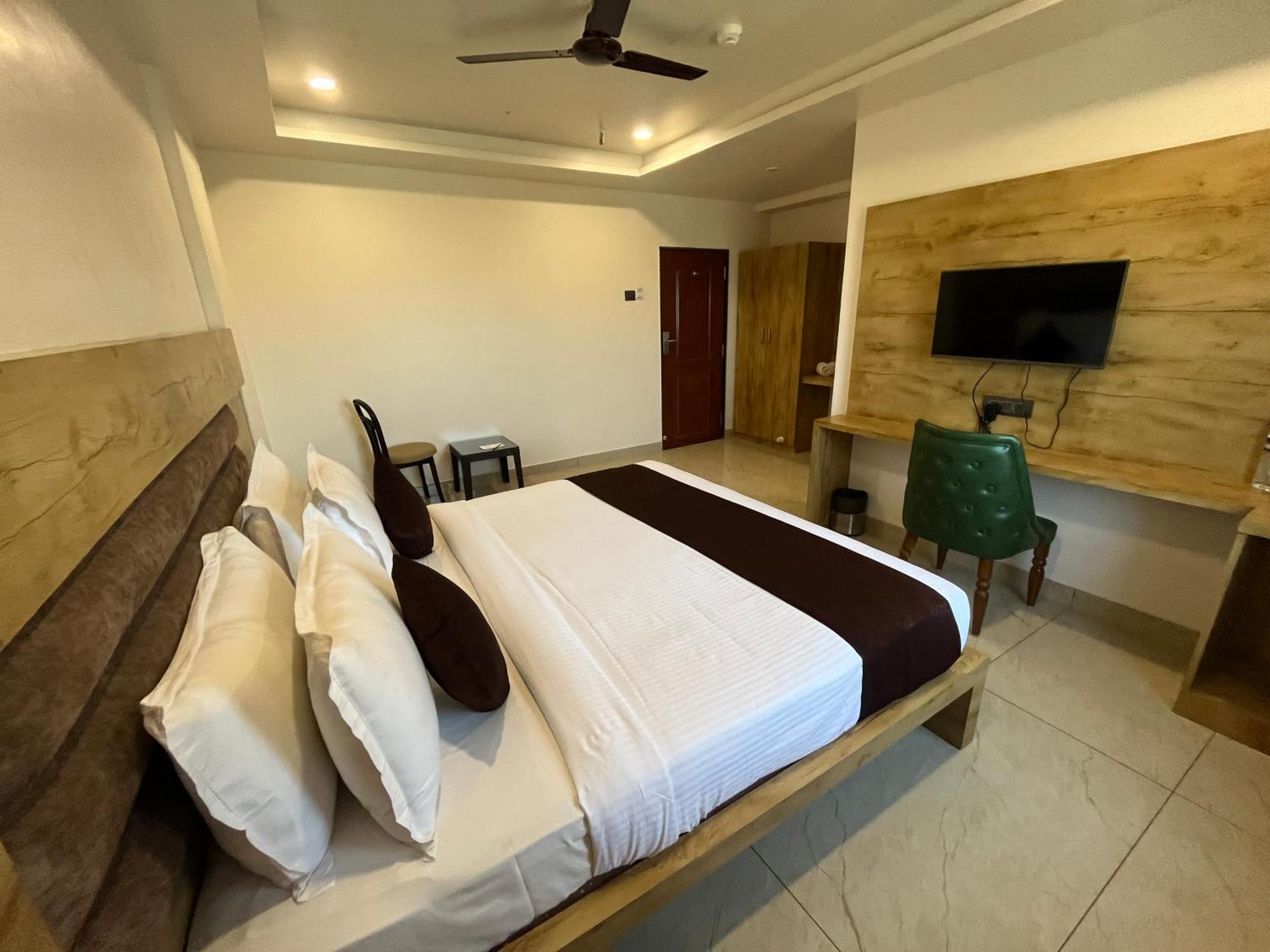 Clarks Collection Somnath Otel Dış mekan fotoğraf